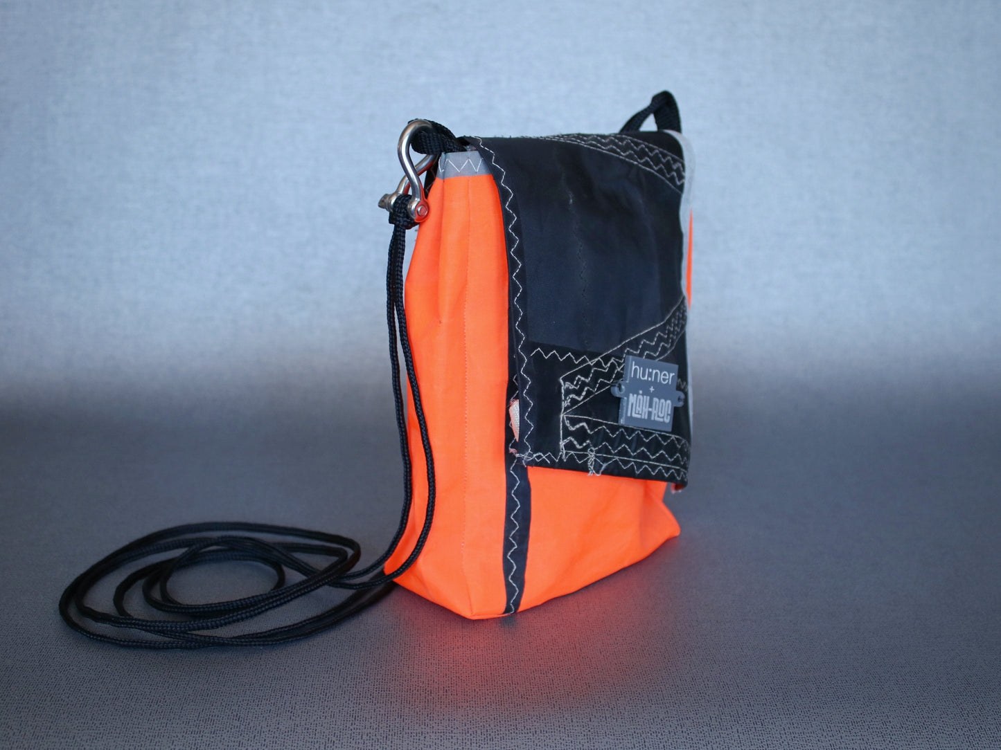 Mini Omuz Çantası – Upcycled Kite Edition