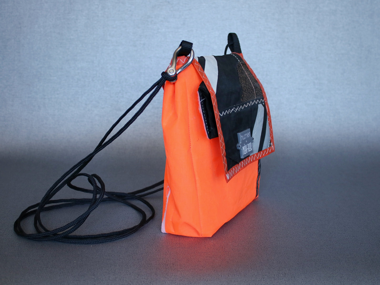 Mini Omuz Çantası – Upcycled Kite Edition