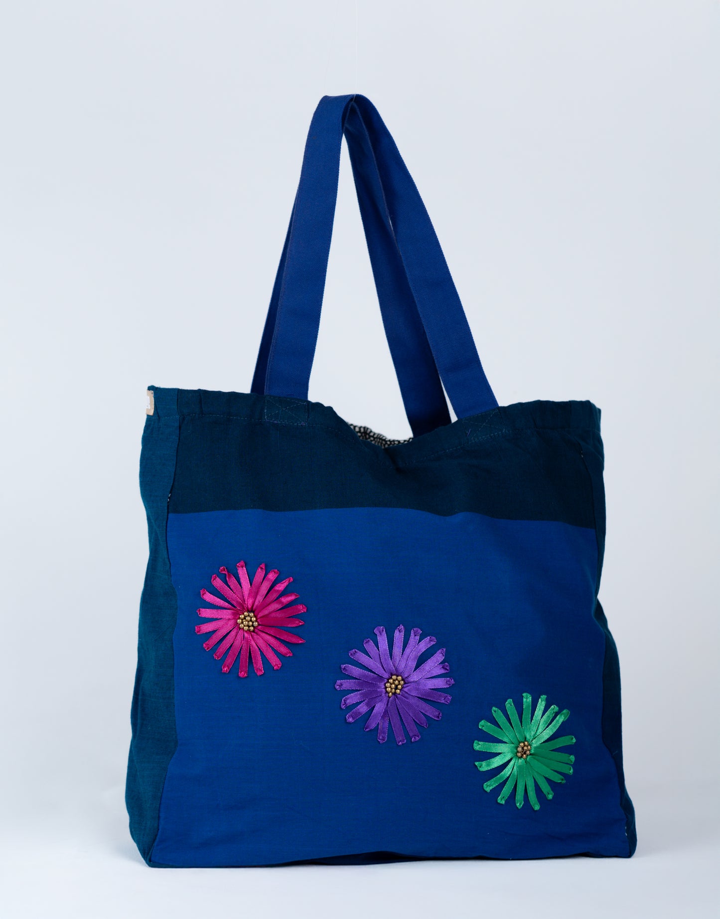 Everyday Tote  – Flower Embroidery Edition