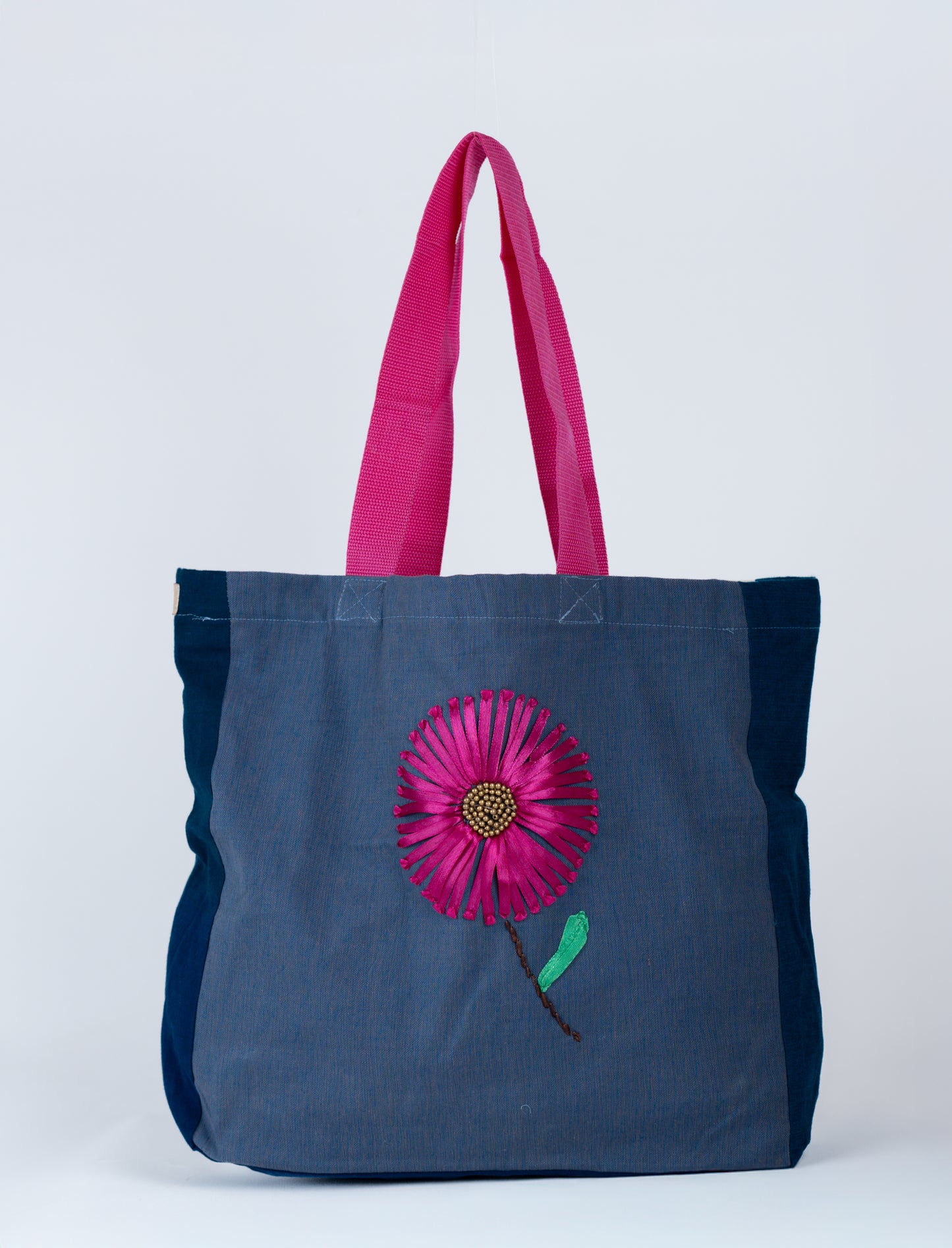 Everyday Tote  – Flower Embroidery Edition
