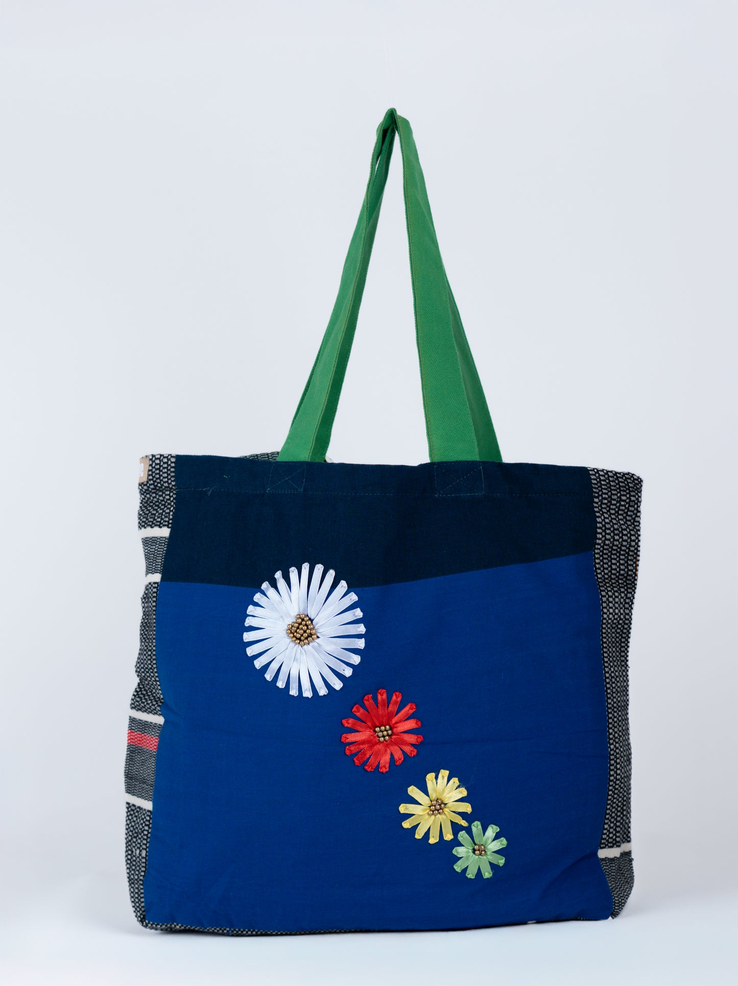 Everyday Tote  – Flower Embroidery Edition