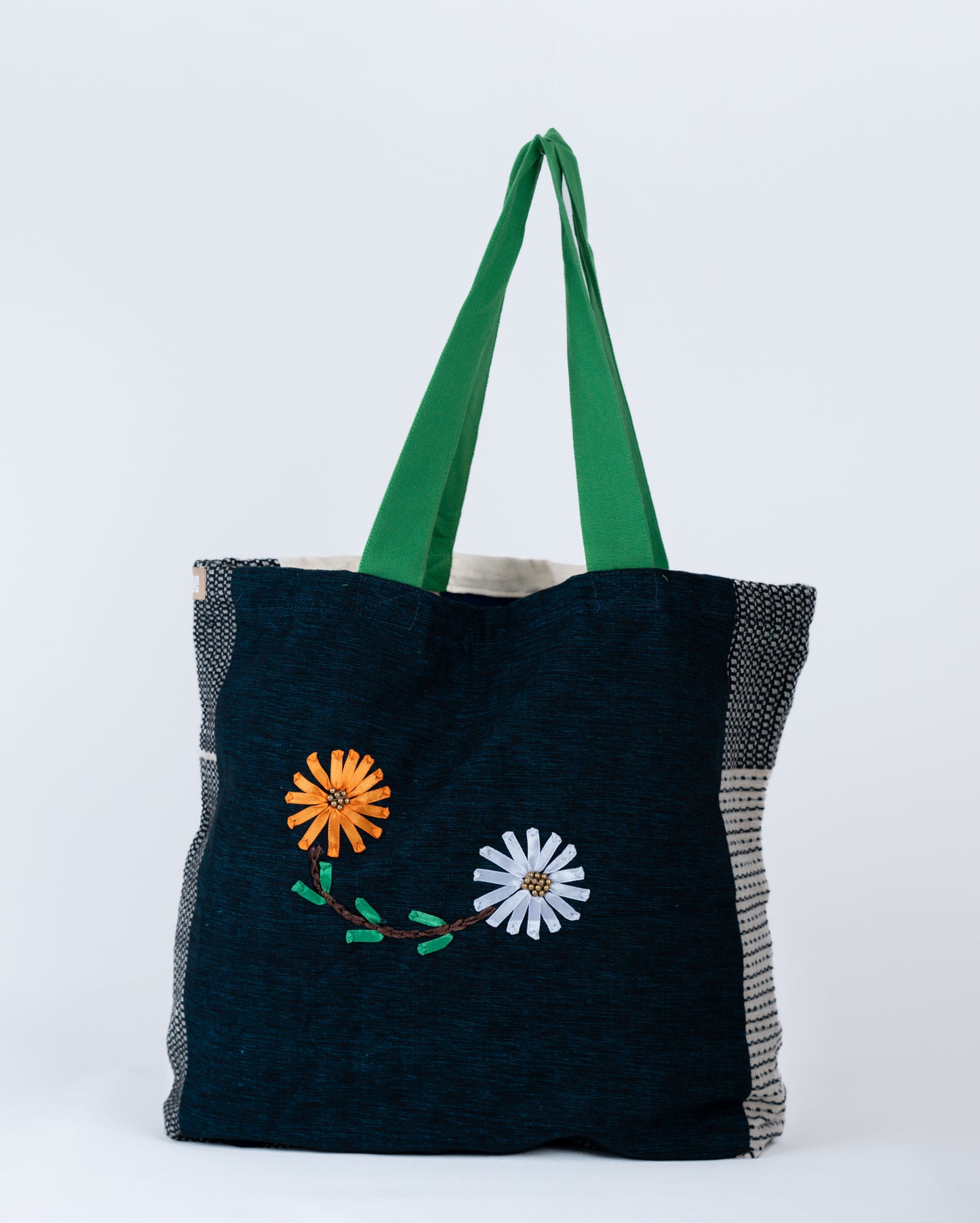 Everyday Tote  – Flower Embroidery Edition
